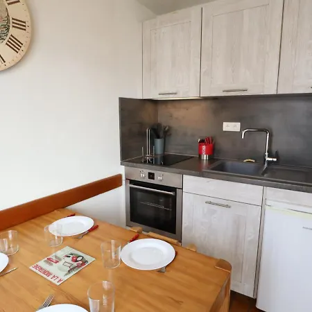 Avec Terrasse Et Garage Aux Gets - Fr-1-623-221 * Les Gets